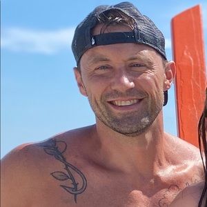 Meet your Posher, Raymond